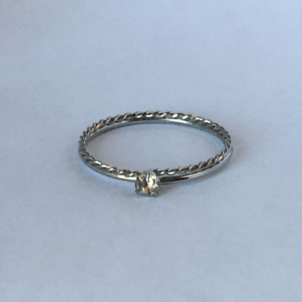 Vintage Ring Size 7.5 Silver Tone Double Twist Band Prong Set Rhinestone